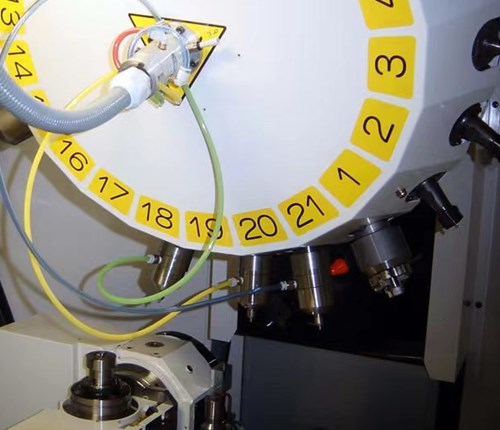 PL600氣動(dòng)主軸換刀.jpg PL600氣動(dòng)主軸換刀.jpg